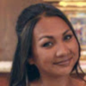 Meet your Posher, Raquel